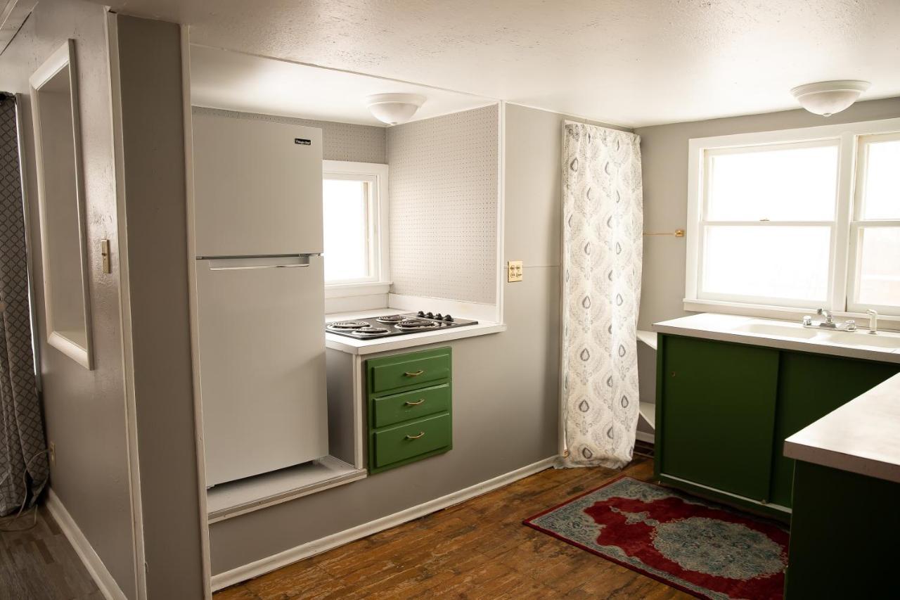 Rustic 2 Bedroom Boho Apartment 拉勒米 外观 照片